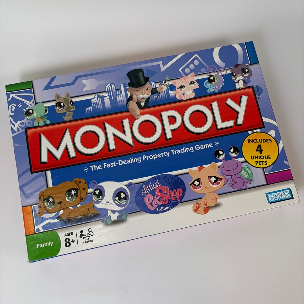 Monopoly Littlest Pet Shop Edition‎ 2008 COMPLETE w/ 4 Pets